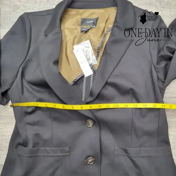 J.Crew Italian Made 2 Button Blazer Size 10 - Picture 3 of 5